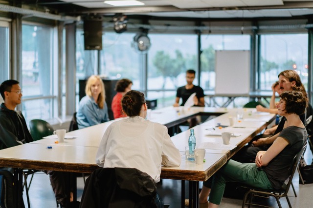 #61 Feierabend Shared-Reading